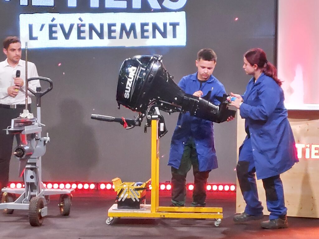 démonstration par les élèves